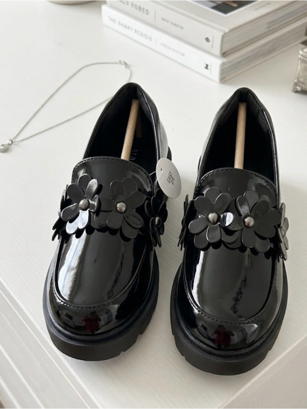 Girls New Sonoma Goods For Life "Lyette" Kids' Loafers.